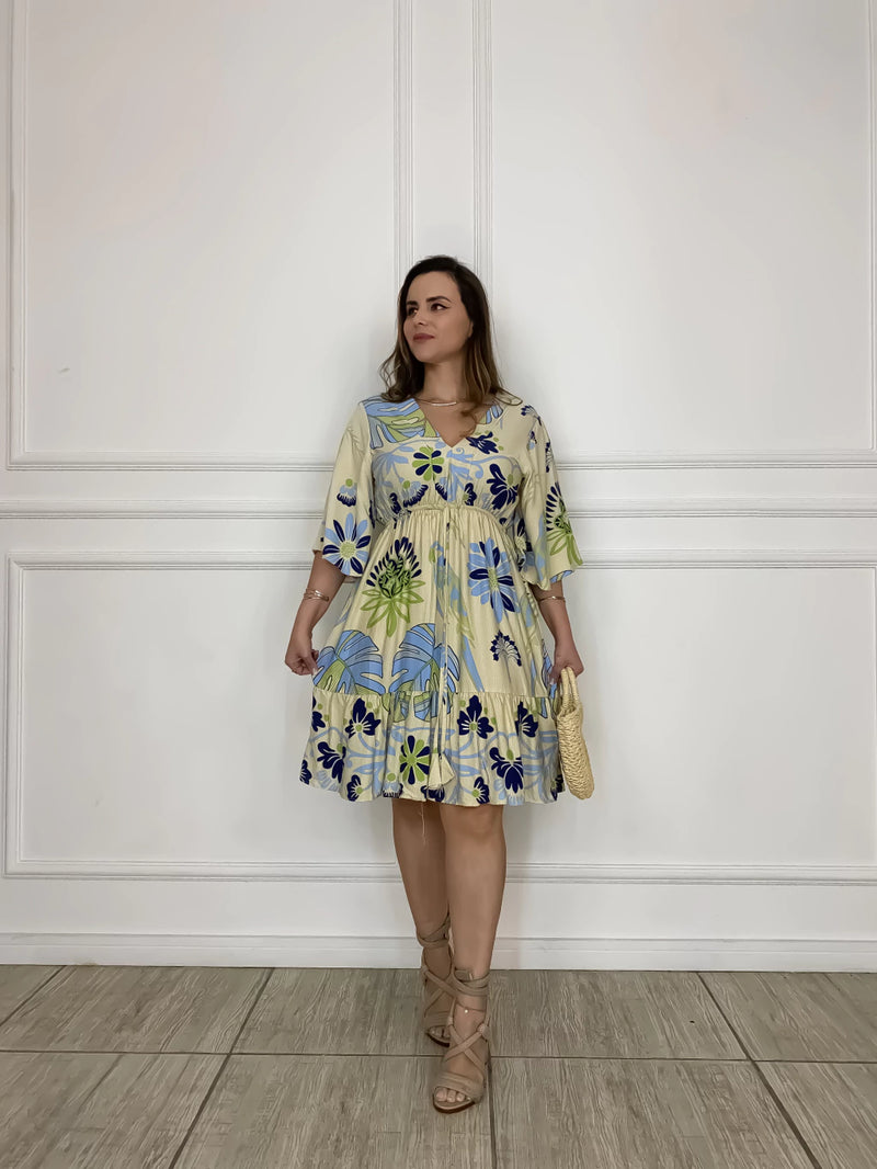 Vestido Curto Estampado em Viscose Sarjada Mangas Morcego - Sara